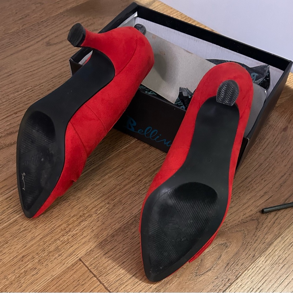 Beautiful Red Suede Heels - Picture 3 of 4